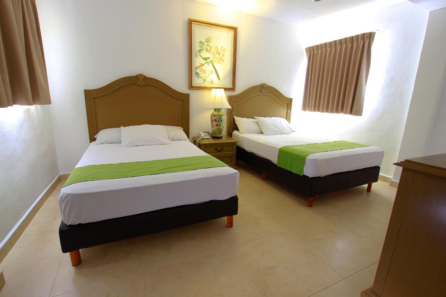 Embajadores Hotel