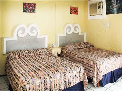 Elia Noemi 3* Mérida
