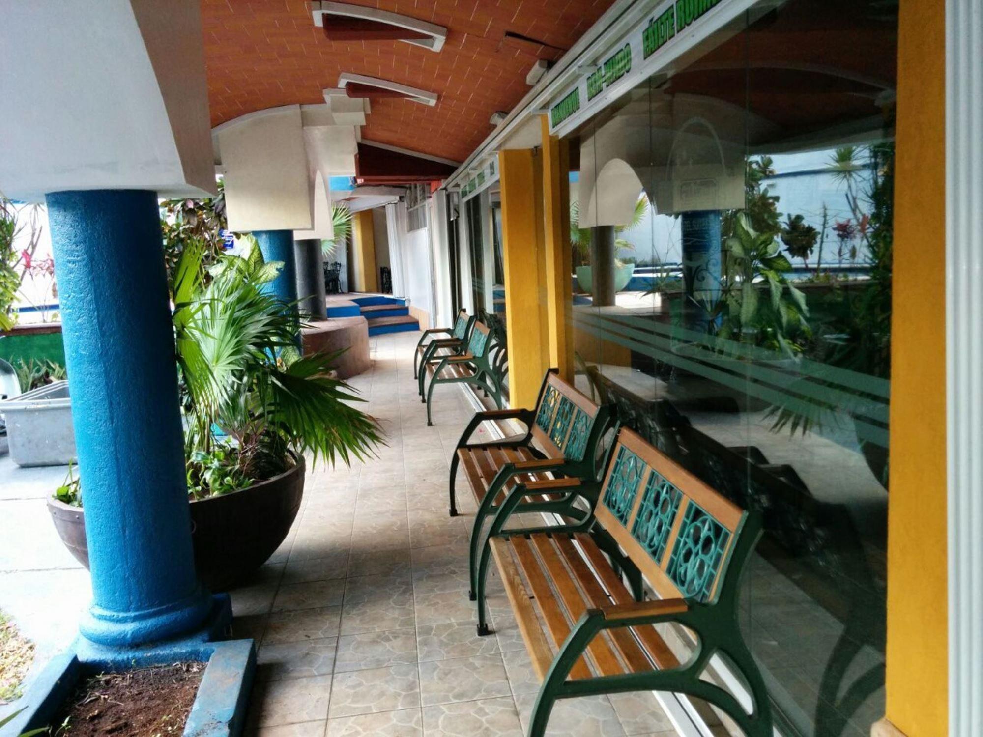 Elia Noemi Hotel