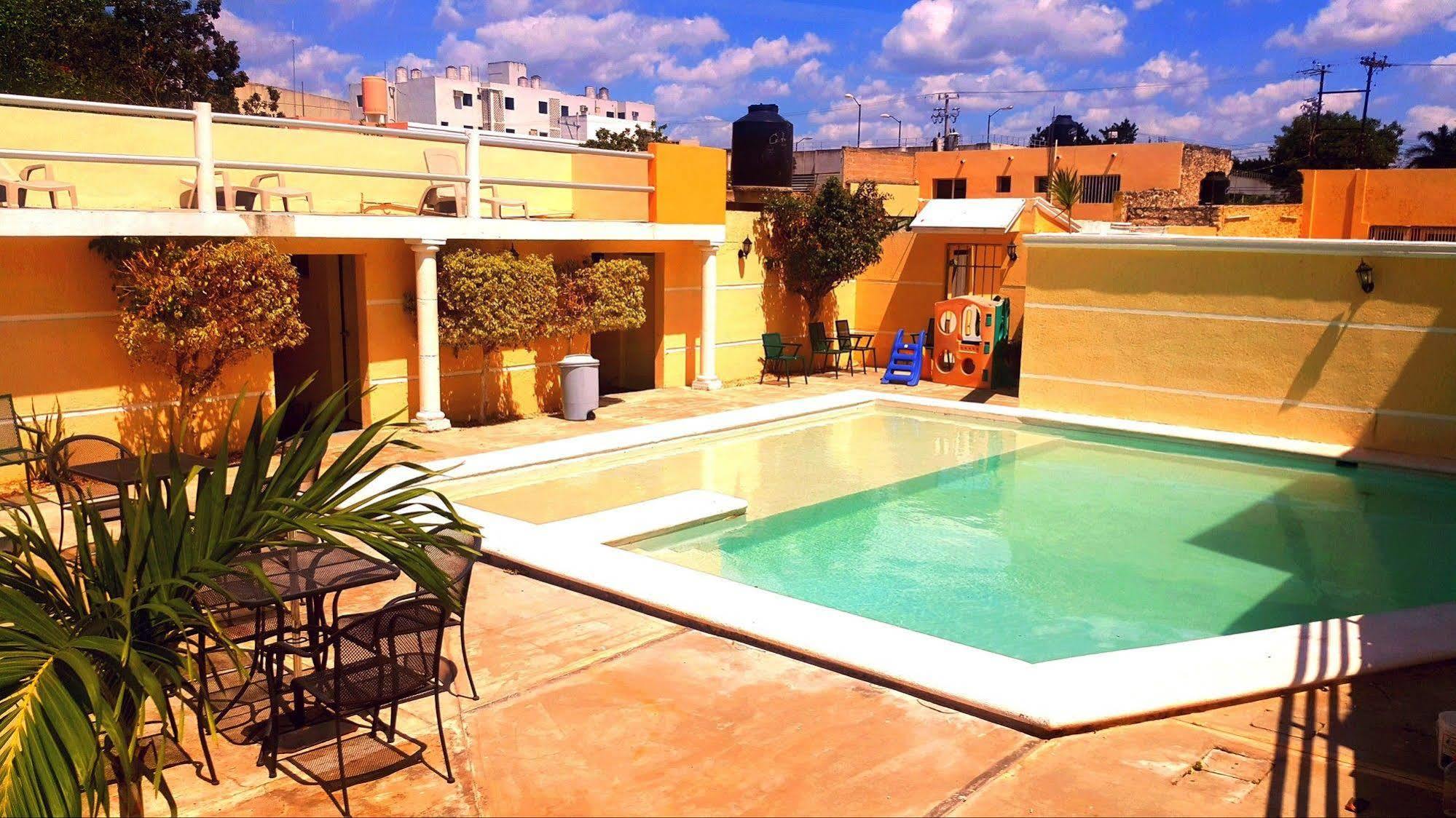 Hotel El Marques 3*