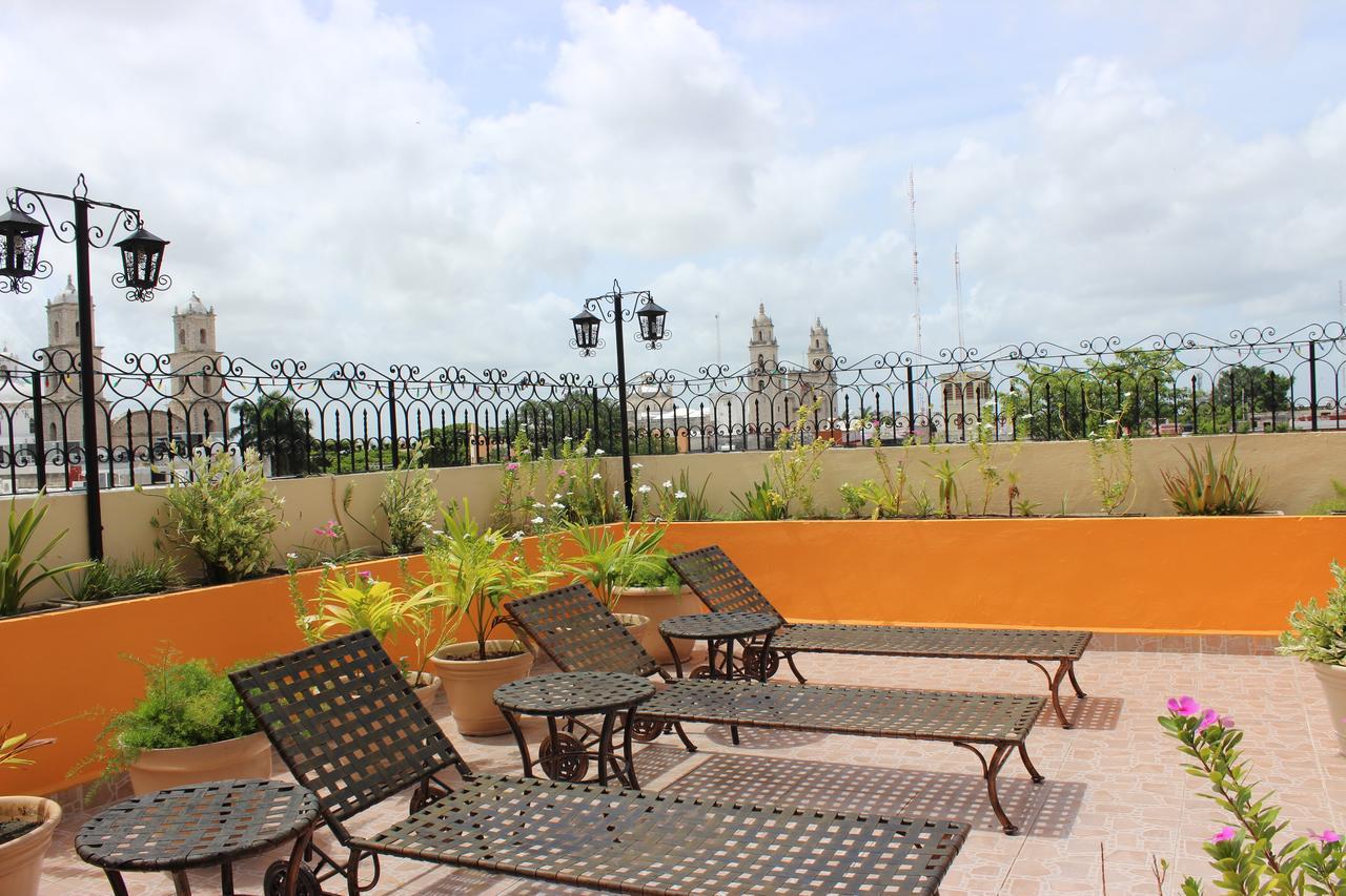 Colonial De Merida