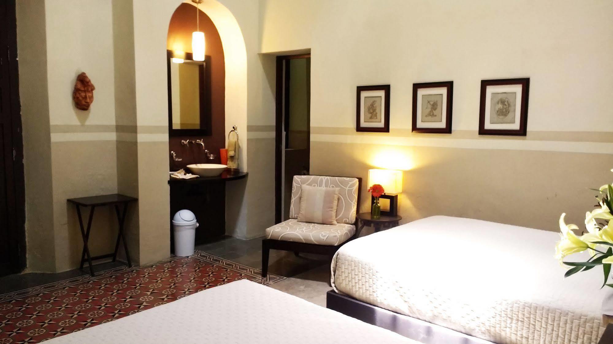 Decu Downtown Hotel 3*