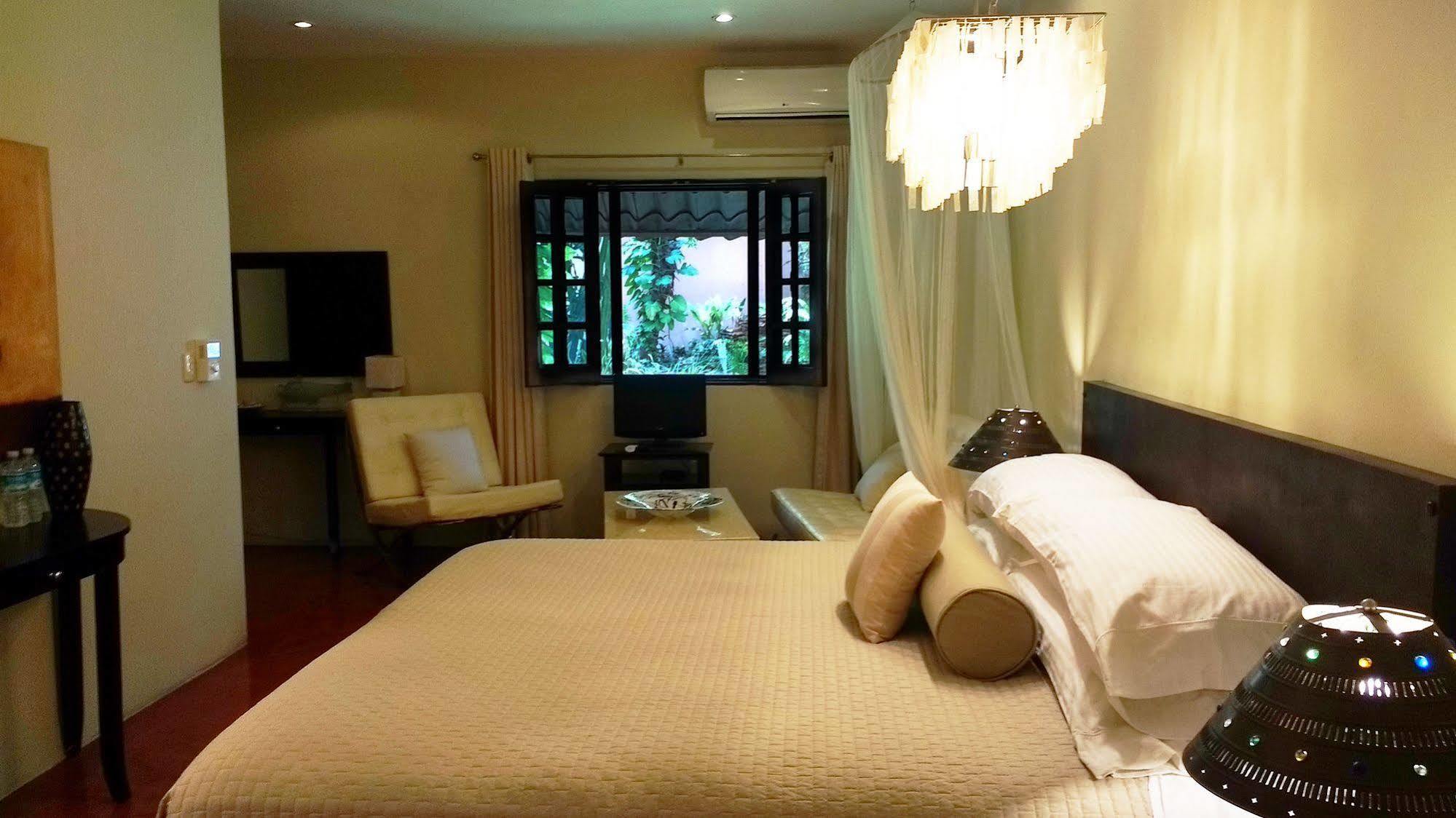 Decu Downtown Hotel