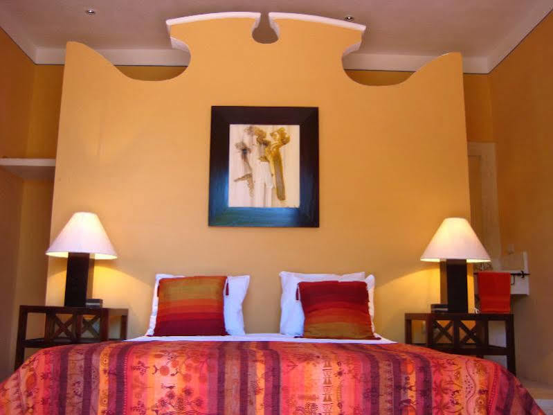 Art 64 Boutique - Adults Only 3*