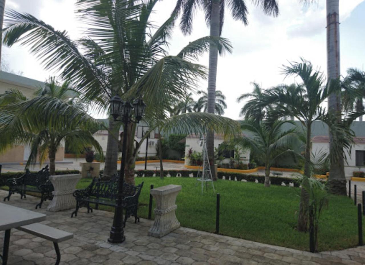 Spring Cancun Motel *