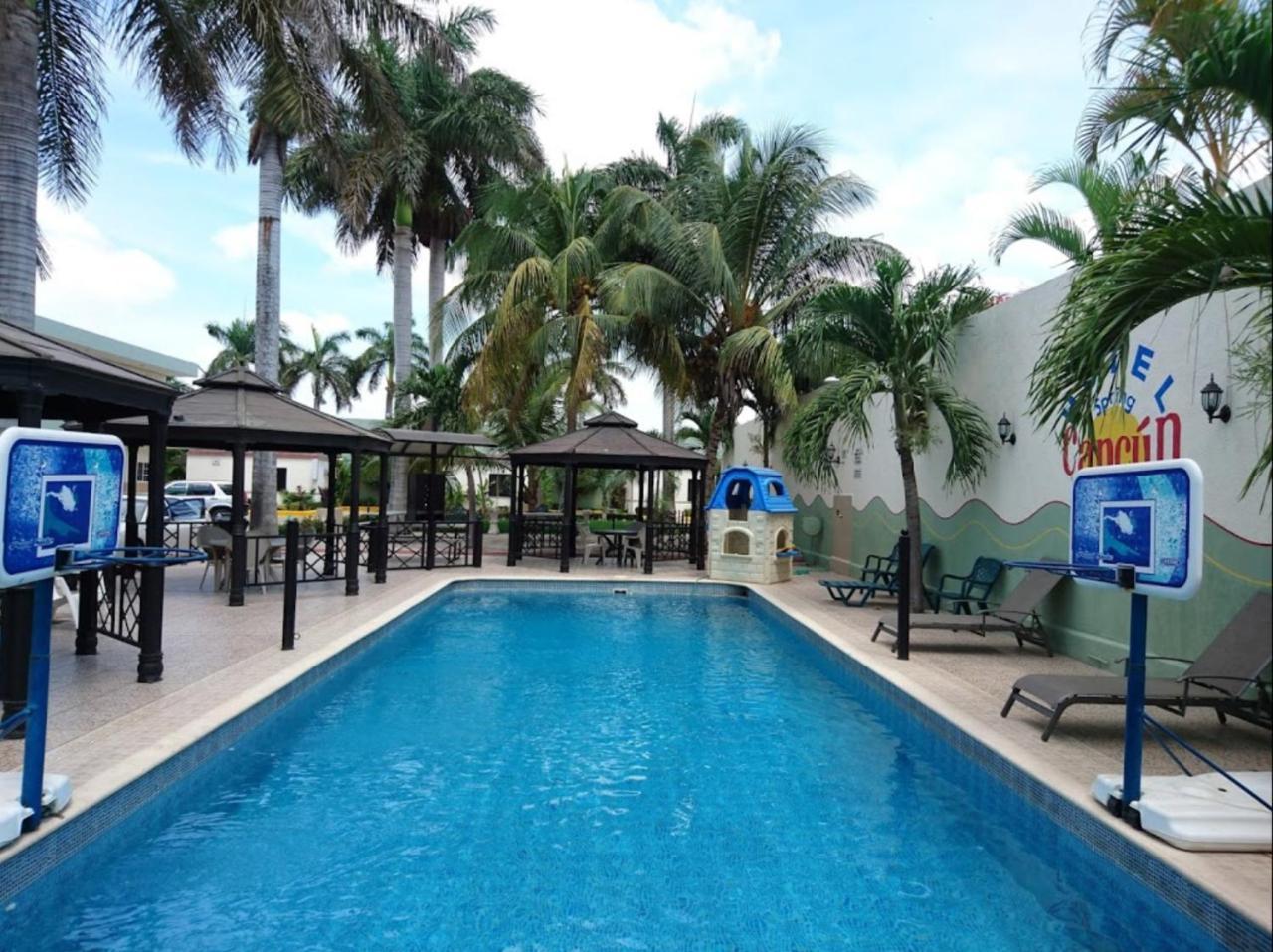 Spring Cancun Motel