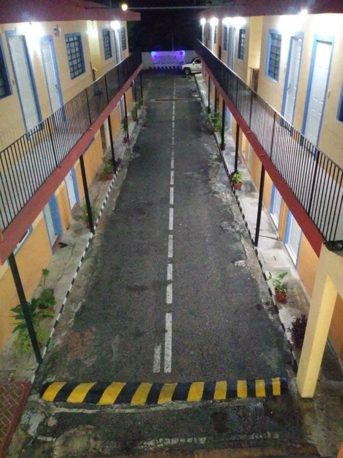 El Arca Hotel 2*