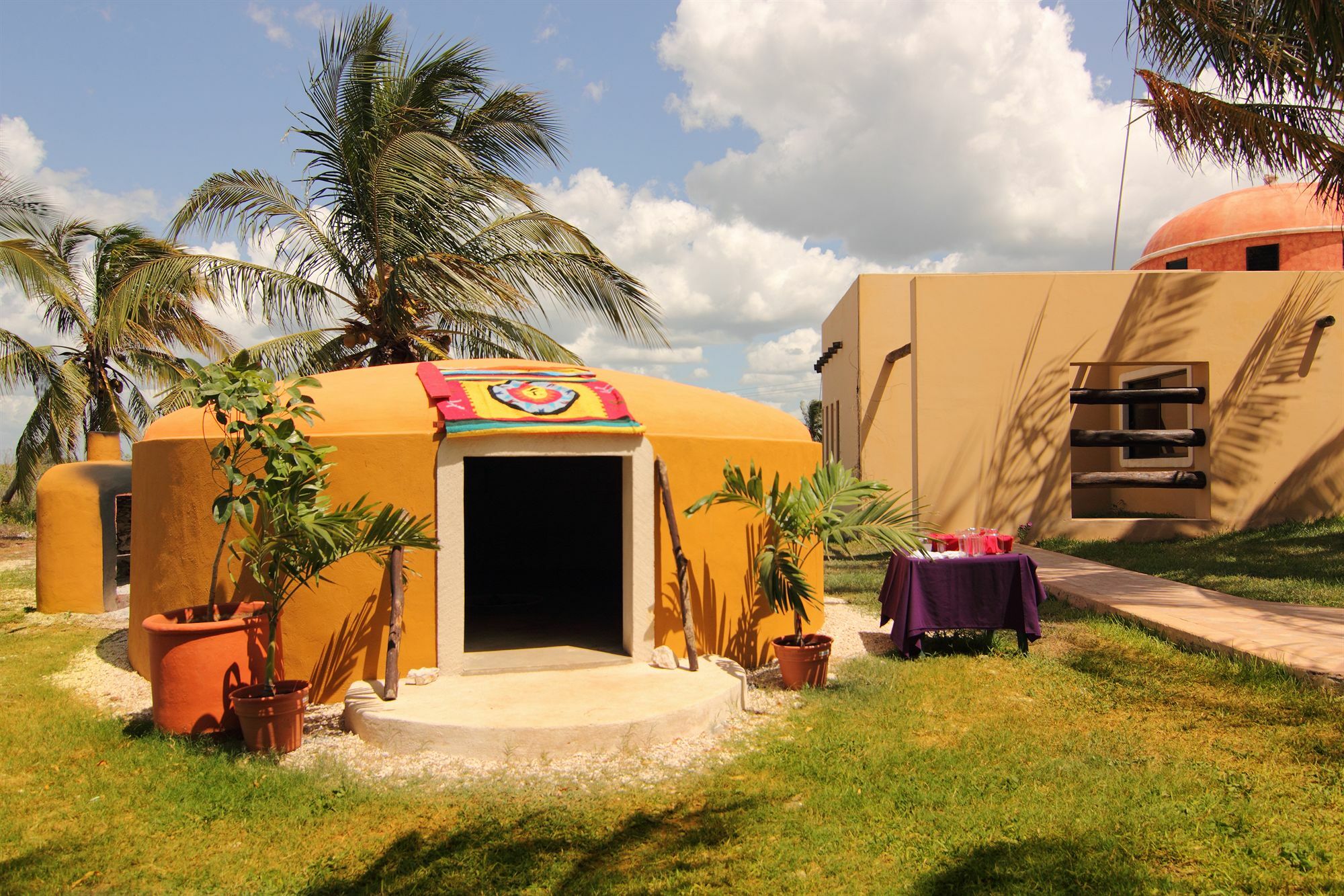 Hotel Reef Yucatan & Convention Center 3*