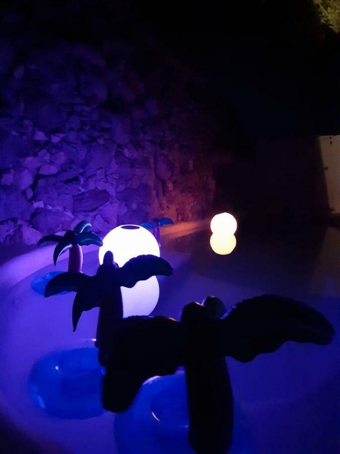Casa Macorina Homestay *