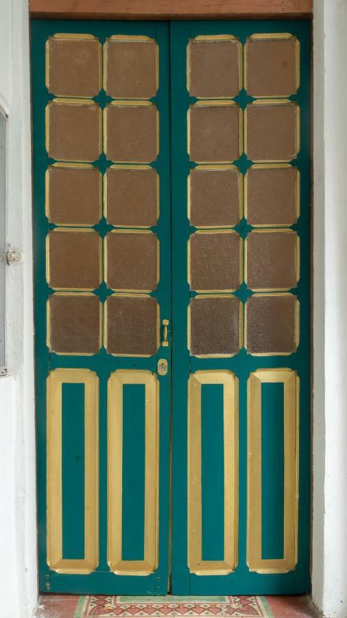Pensión Casa Jade - Downtown (adults Only) 2*