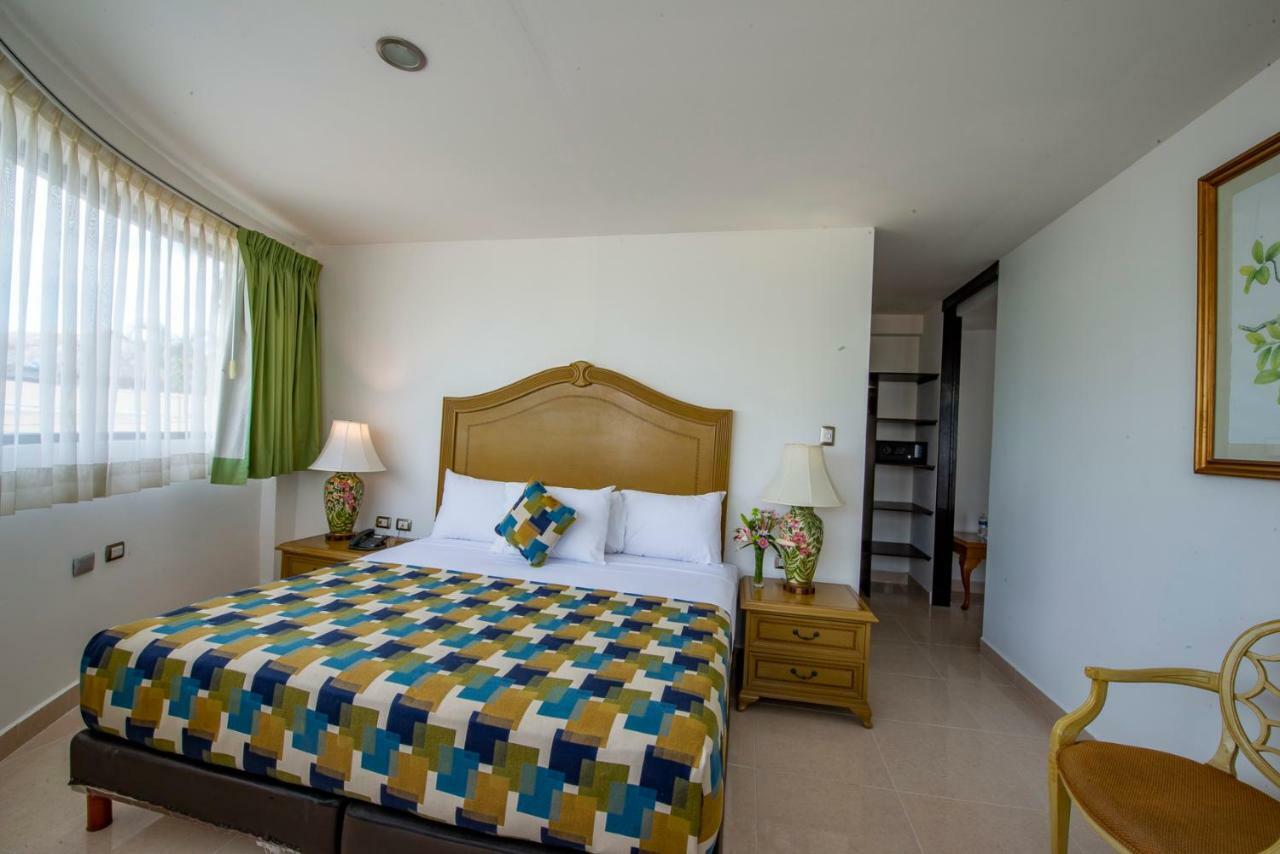 Embajadores Hotel