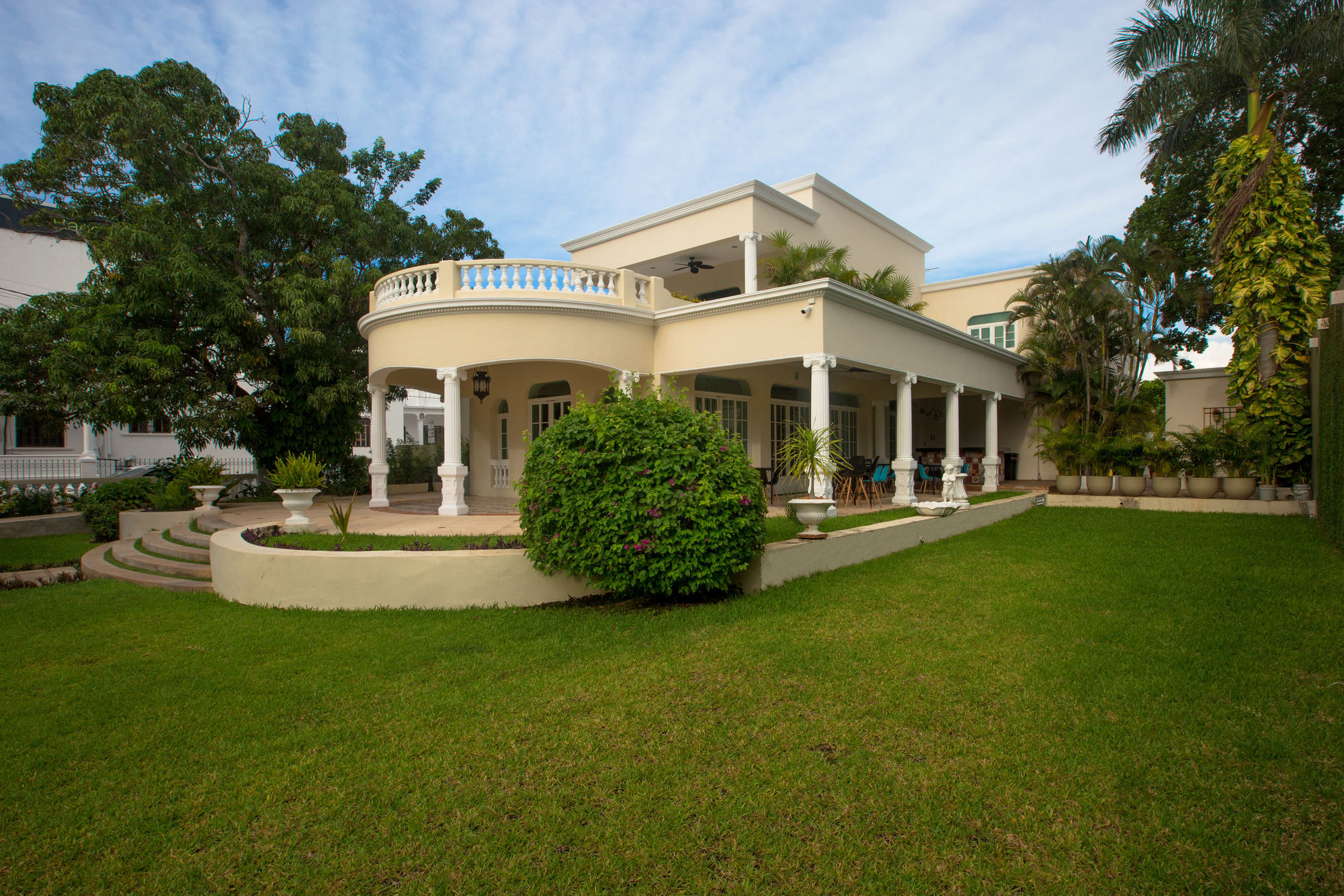 Hotel Delfina Mansion Boutique 4*