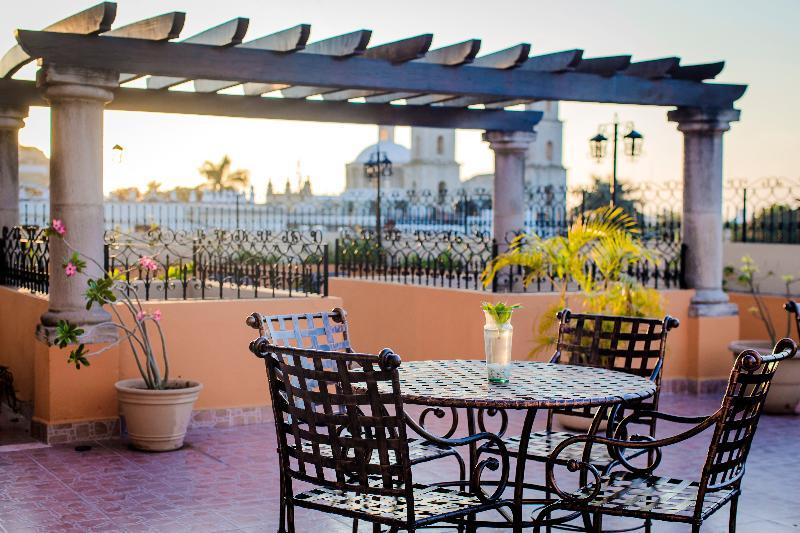 Hotel Colonial De 4*