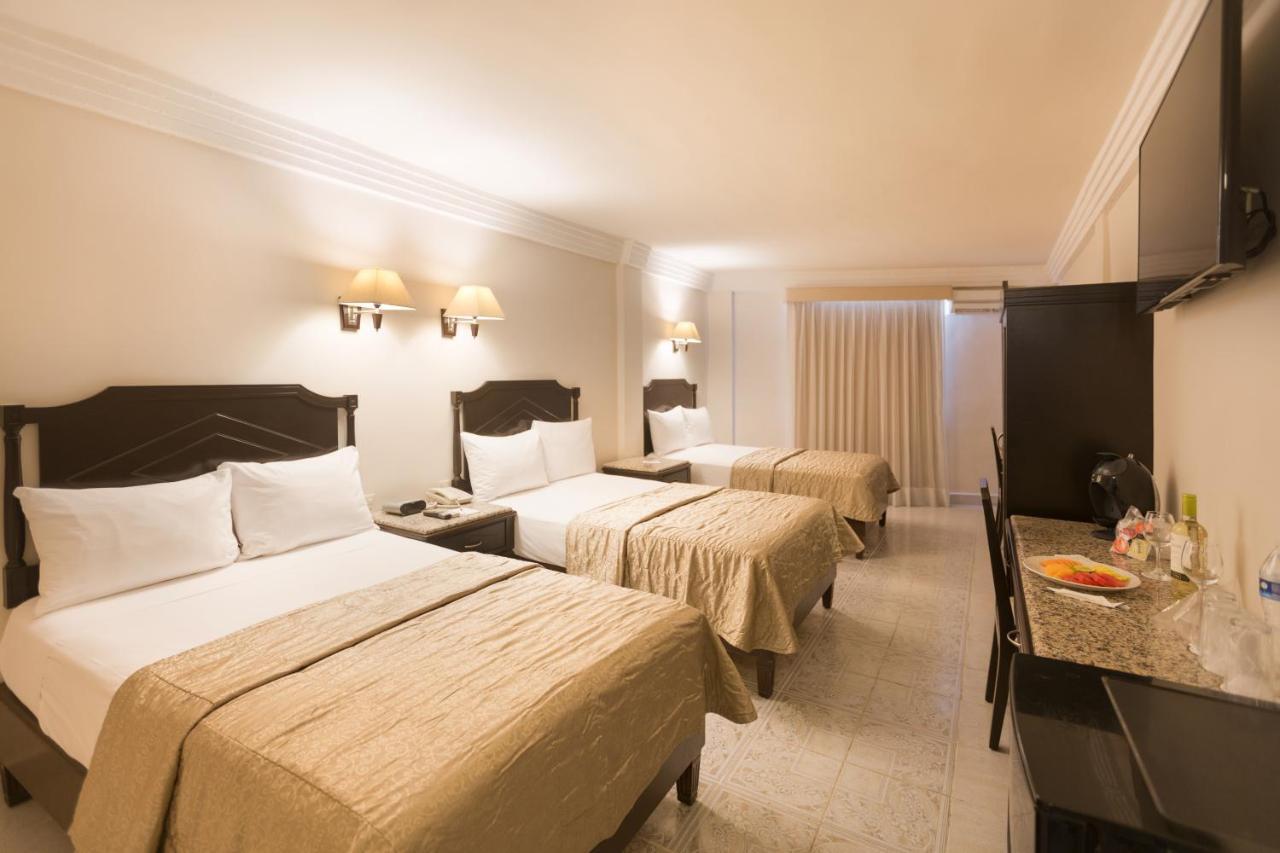 Victoria Hotel 5*