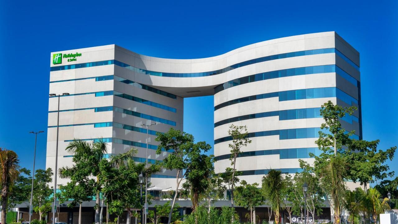 Inn&suites - La Isla, An Ihg