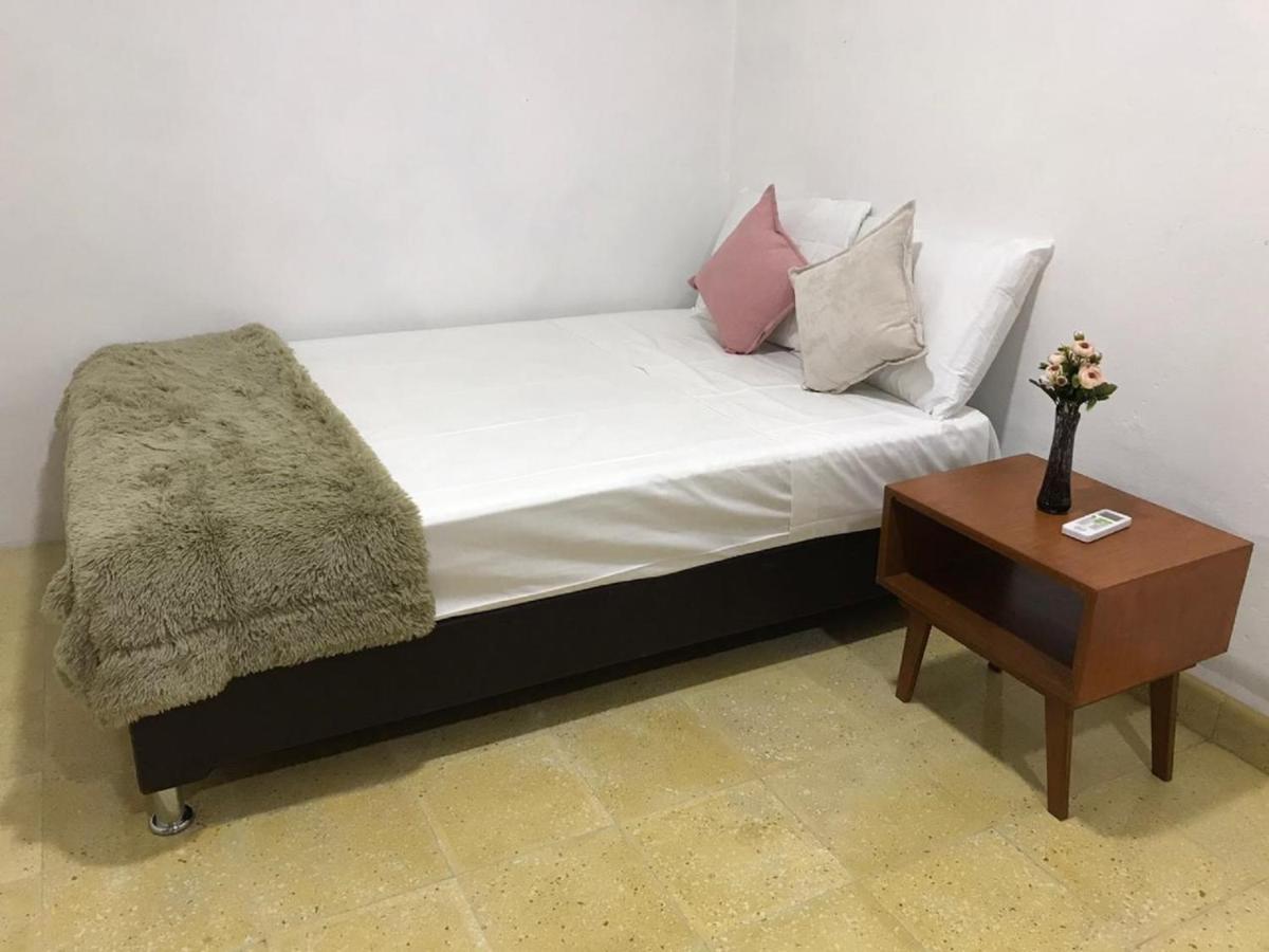 Hostal 62 *