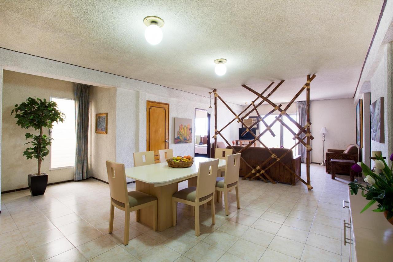 Hotel Del Sol 2*