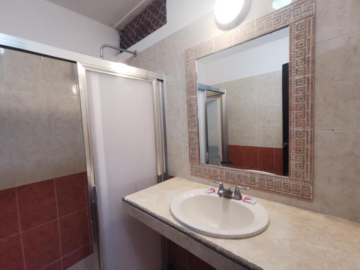 Dalias Hotel 3*