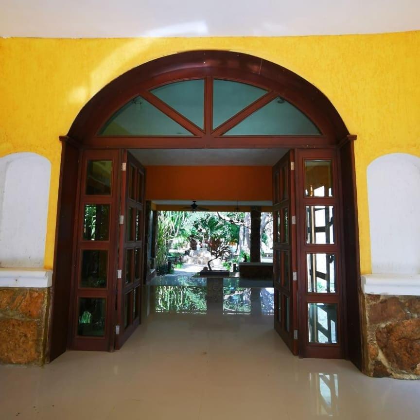 Hotel Paraiso Kuche 4*