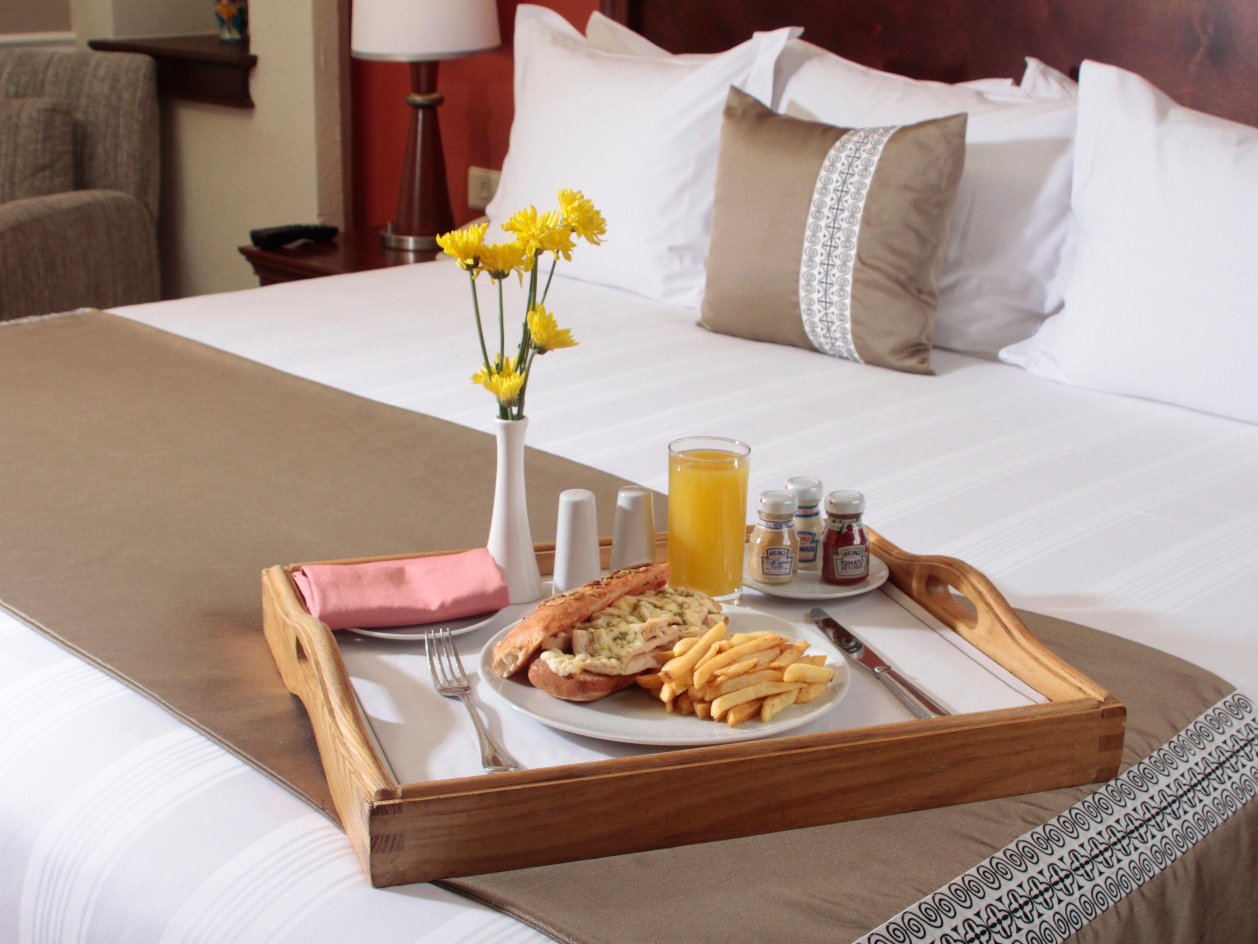 Hotel Mercedes Curio Collection By Hilton 4*