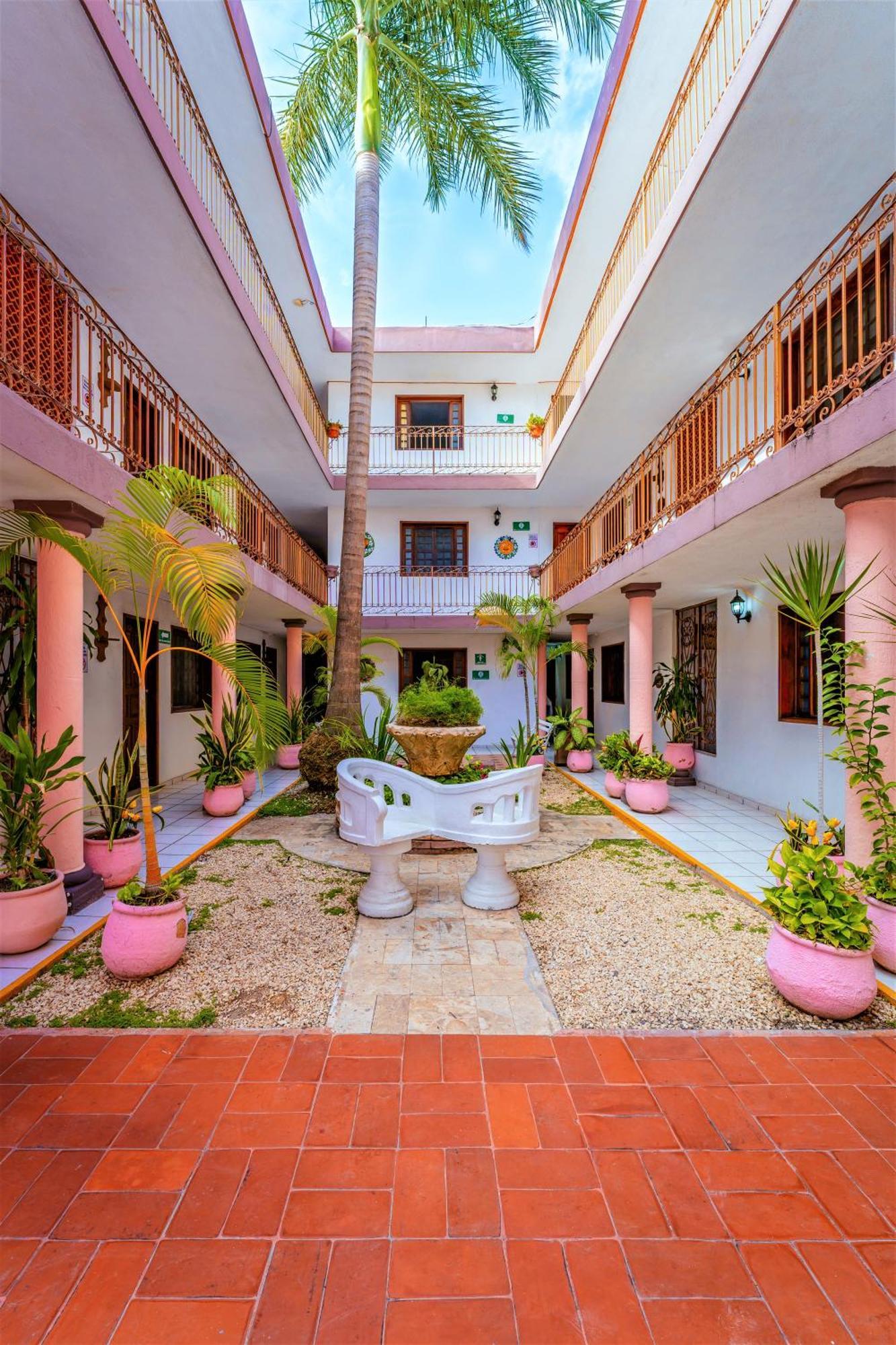 Santa Lucia Hotel