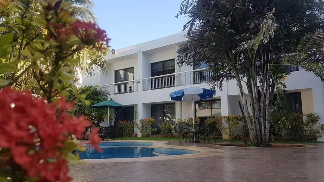 Hotel Holly 4*