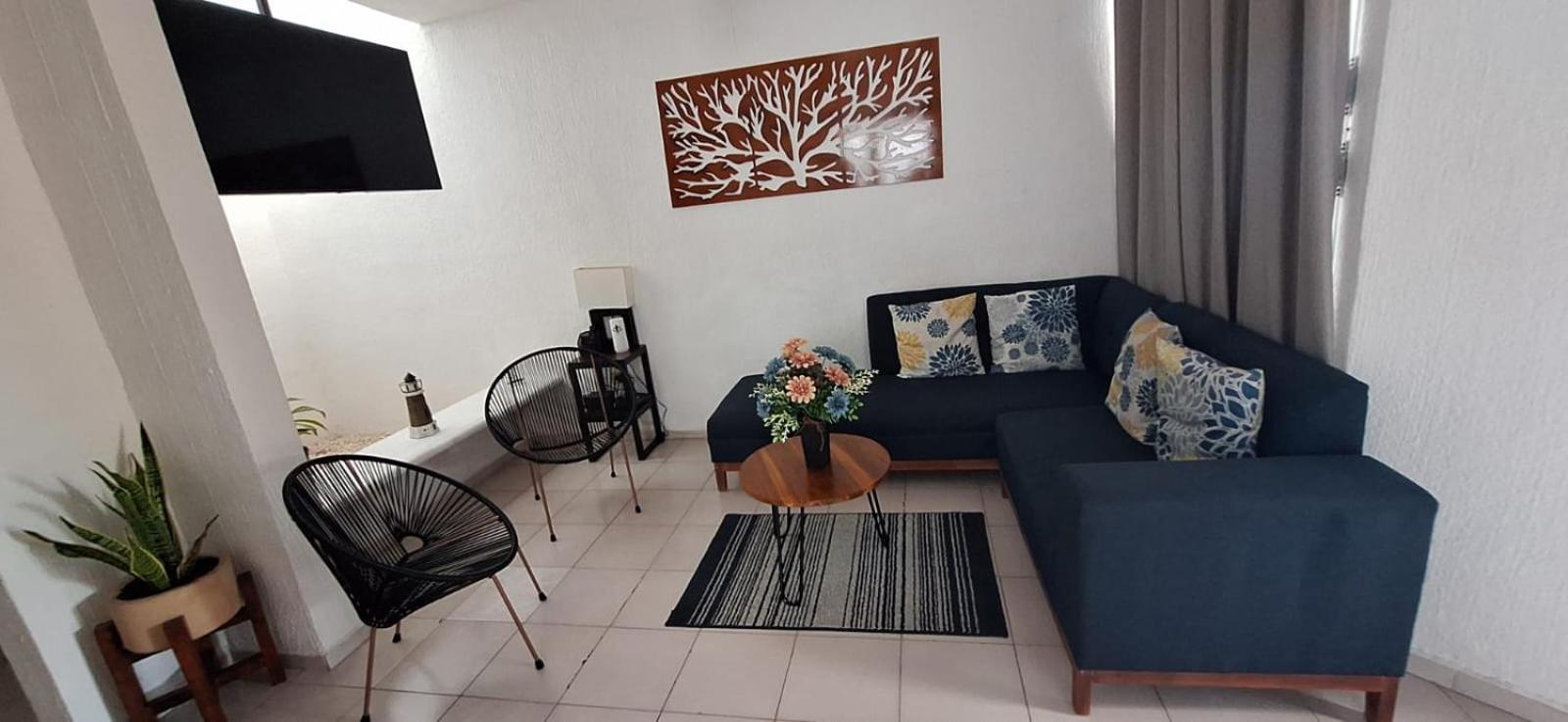 Casa En Puesta Del Sol/excelente Ubicación/2 Hab/wifi/netflix/super Comoda Сasa de vacaciones Mérida