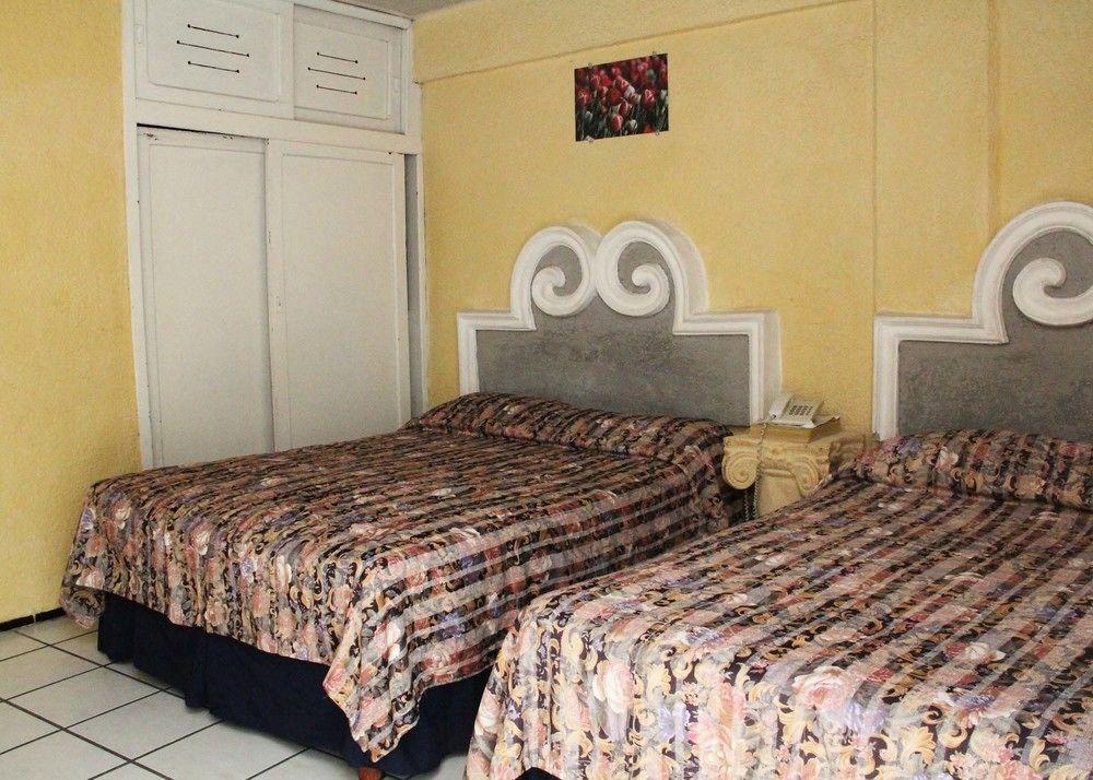 Elia Noemi Hotel