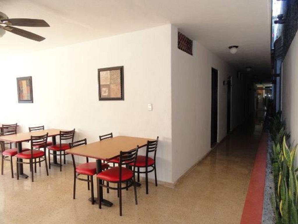 Dalias Hotel 3*