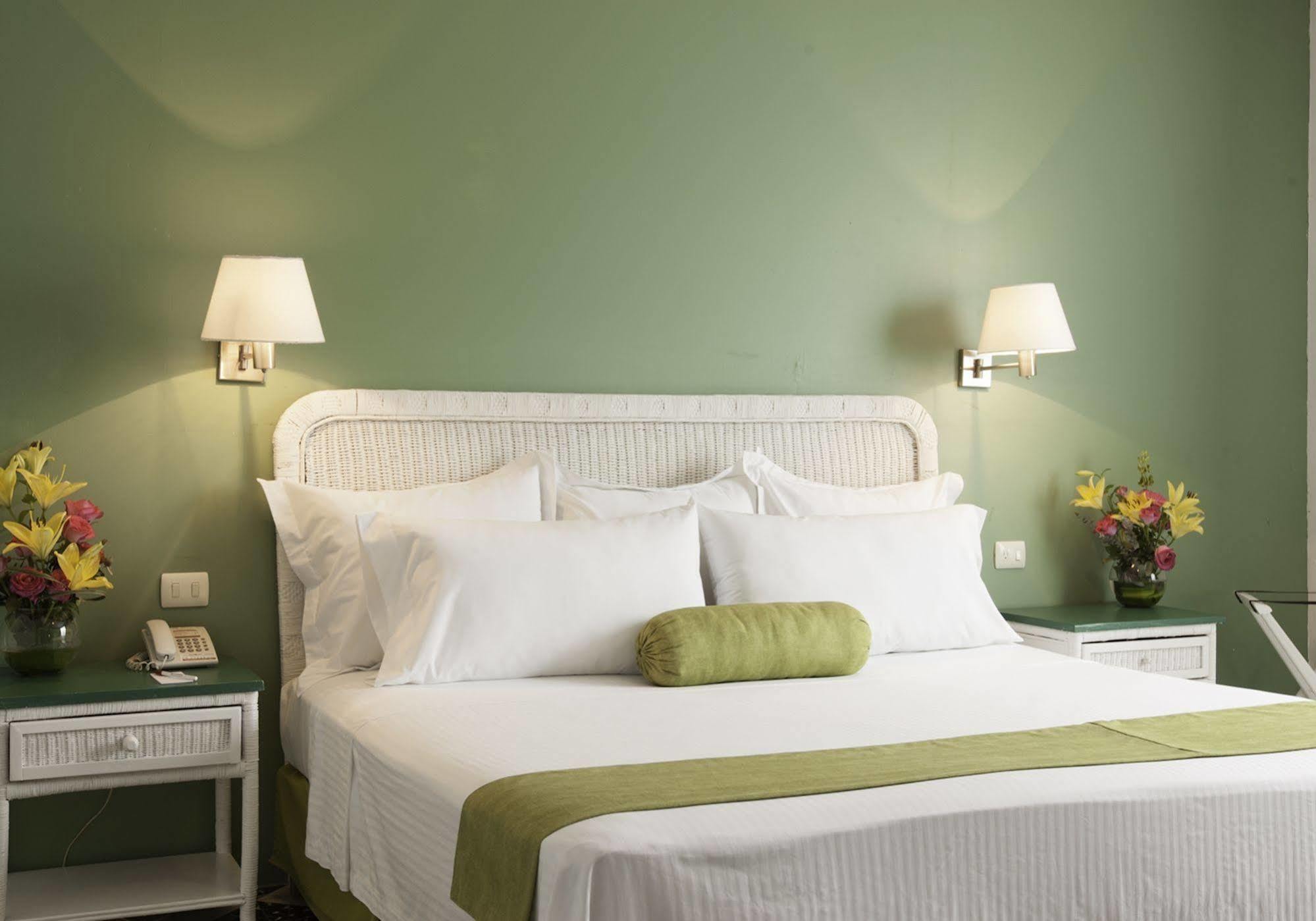 Hotel Misión Panamericana 4*