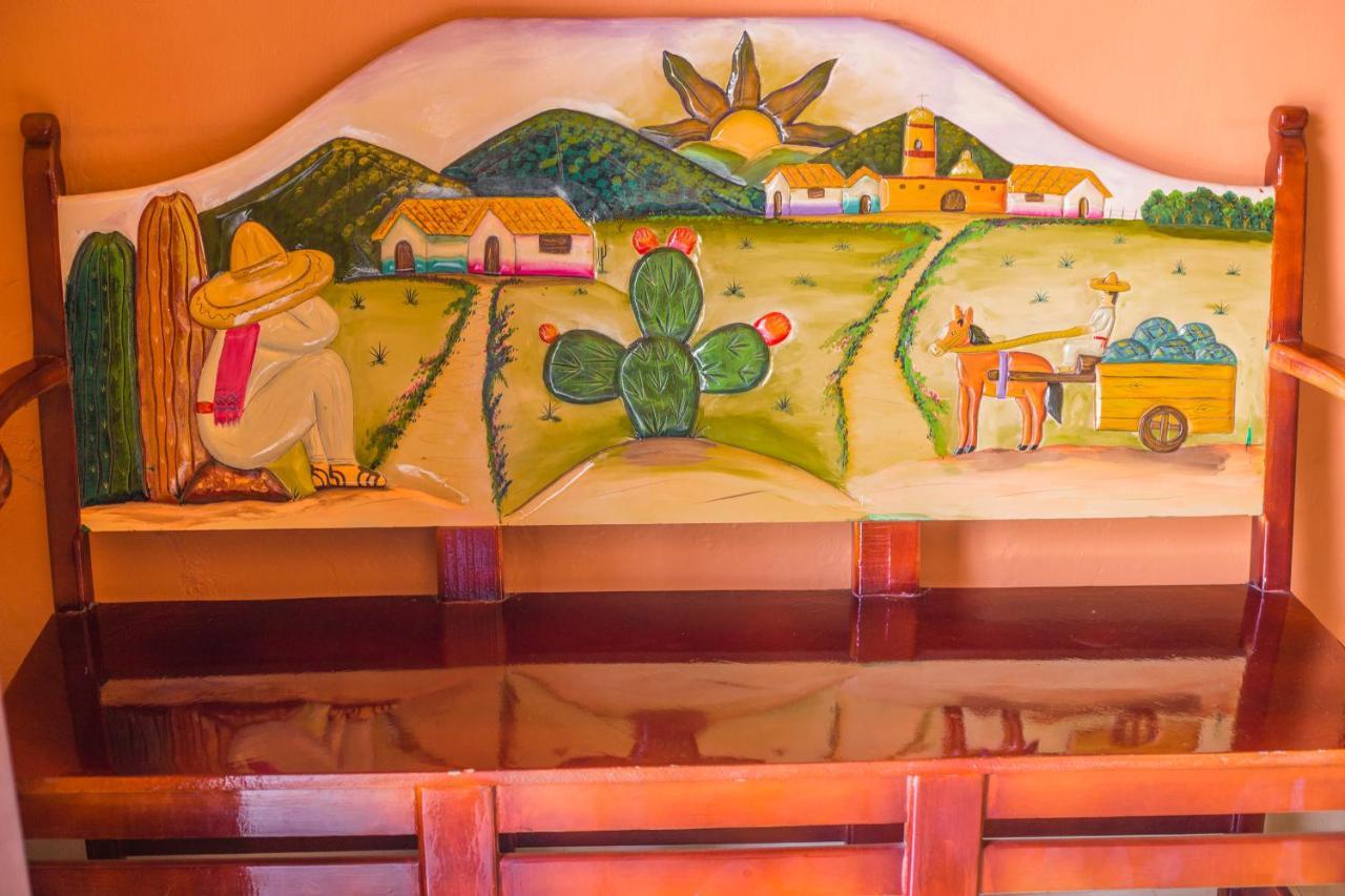 Del Peregrino Boutique